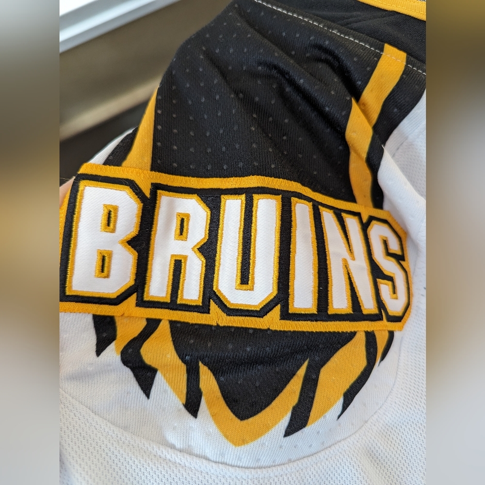 Authentic Bruins Reverse Retro Jersey (Size 46) - image 4